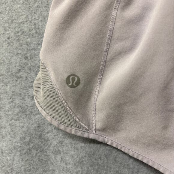 Lululemon Hotty Hot Short II 2.5" Yoga Pickleball Athleisure Woman’s Size 6 - Picture 4 of 7